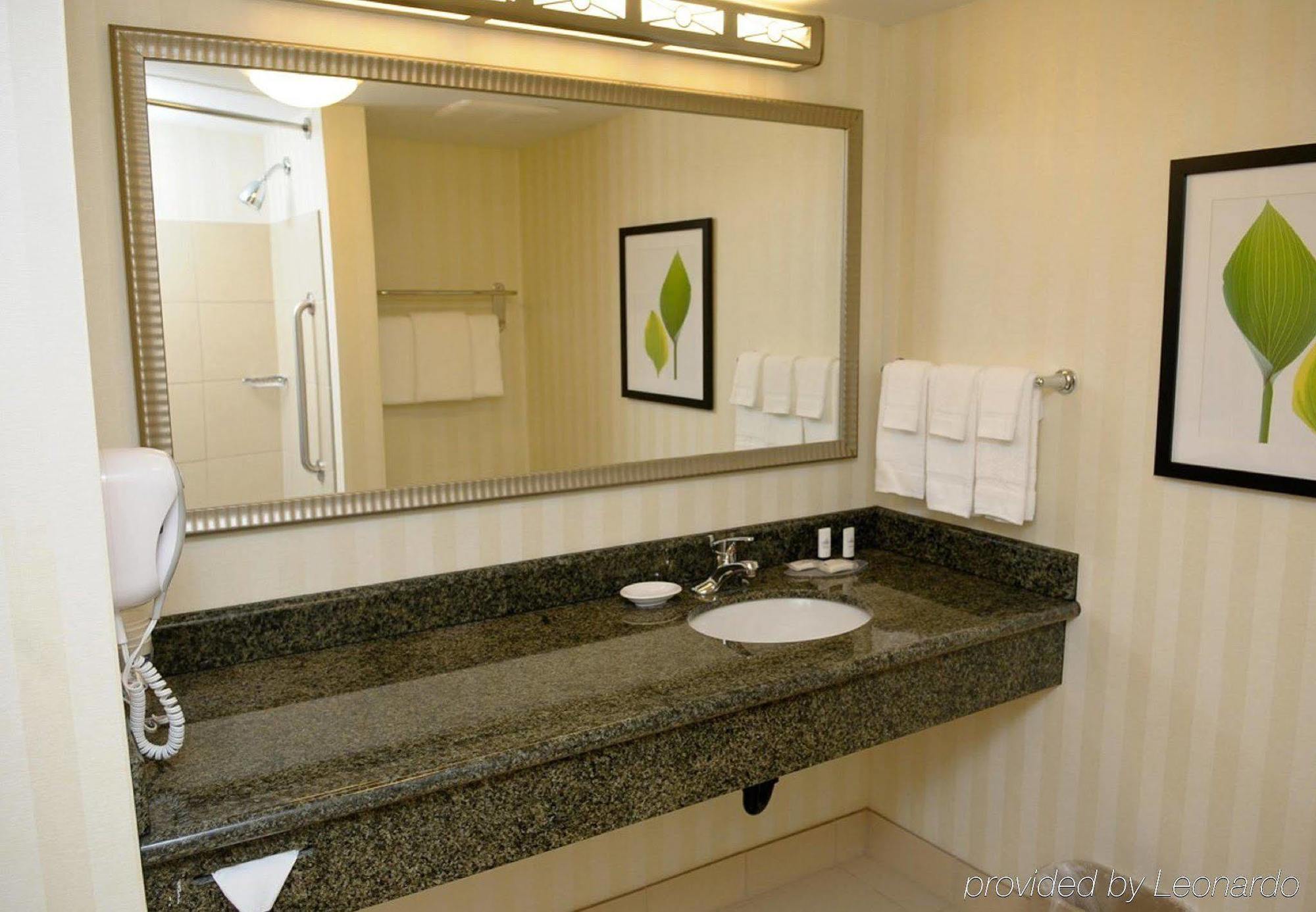 Fairfield Inn & Suites By Marriott Portland North Bagian luar foto
